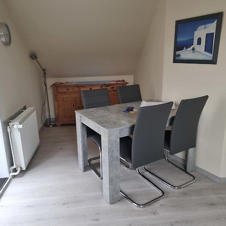 Ferienwohnungen Oeker - Whg 2 - Familiengerechte Fewo Mit 2 Sz, Nur Wenige Gehminuten Zum Hauptstrand Groemitz Luaran gambar